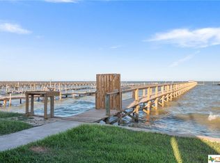 332 N Shore Dr, Port Mansfield, TX 78598