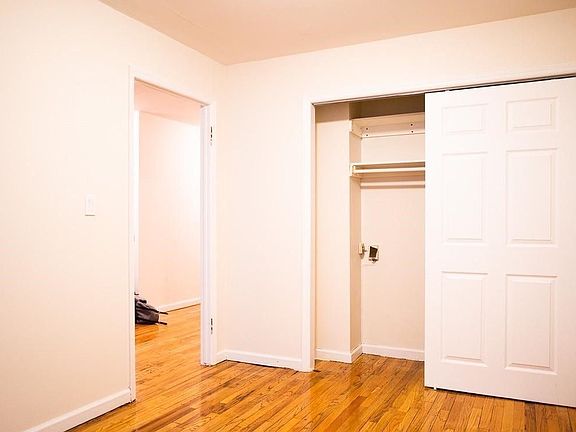 3rd image of 55 Cooper St APT 4a