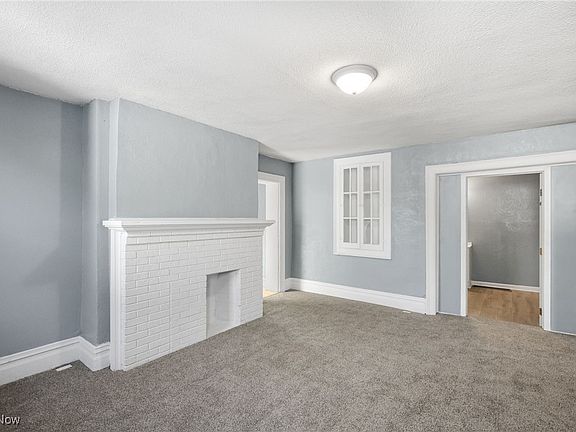 4th image of 355 N Grant St