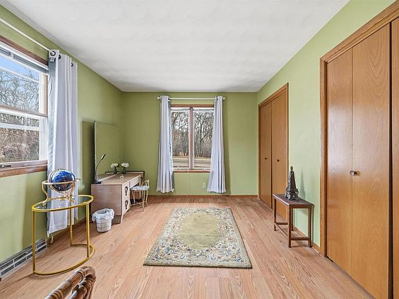 5th image of 425 North Wright Road