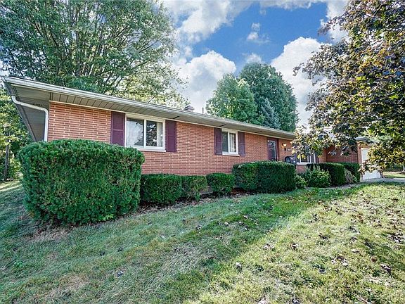 3rd image of 2654 Camino Pl E