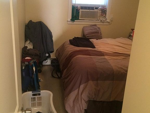 3rd image of 979 Oceanfront St APT 6