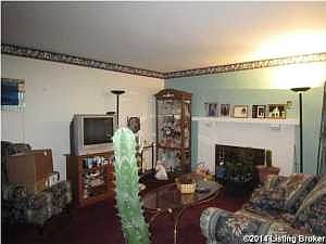 4th image of 4907 Oak Park Dr