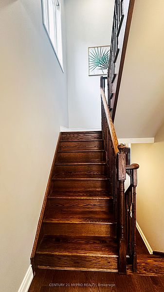 Richmond Hill Townhouse for rent - 4 Bedrooms — photo 30
