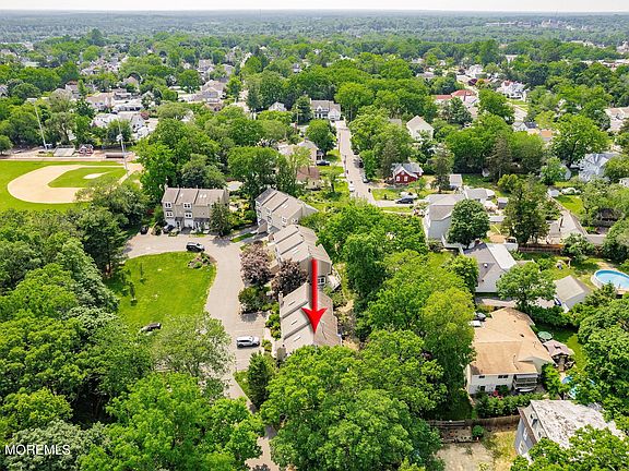 4th image of 28 Melrose Drive #1A