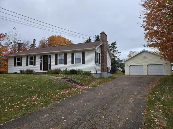 49 2nd Ct, Colchester, NS B6L 2T6