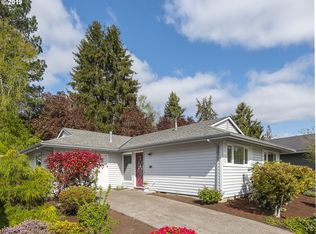 15925 SW Queen Victoria Pl, King City, OR 97224