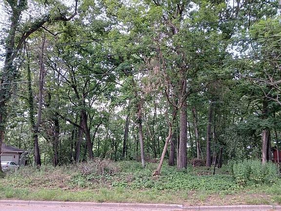 4th image of 1272 Westlake Woods Dr