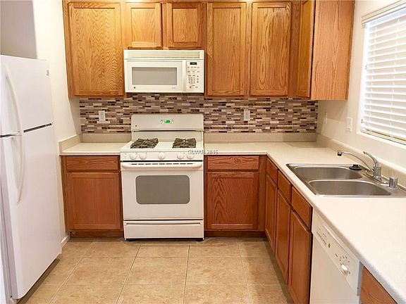 5th image of 6804 Travertine Ln