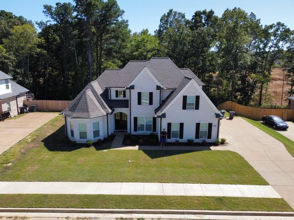 2283 Jaxon Dr