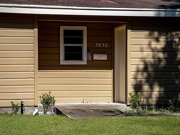 4th image of 3830 Broadmoor Dr
