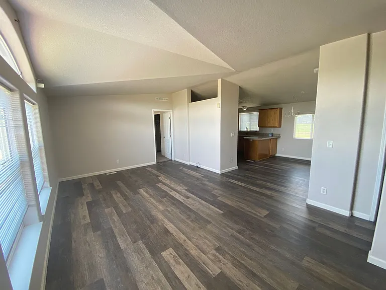 6453 County Road 5 — Photo 15