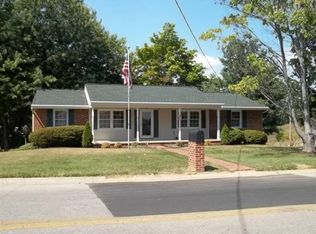 2803 Westclub Dr, Salem, VA 24153