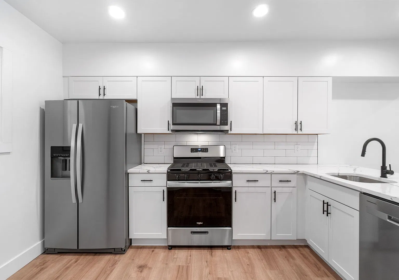 Student Housing - South Side Flats — Photo 1