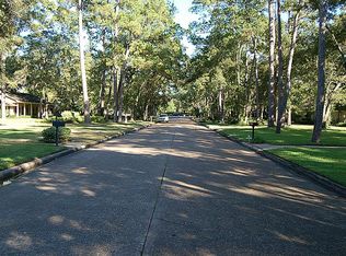 11610 Shady Grove Ln, Houston, TX 77024