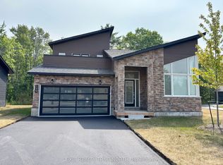 139 Marina Village Dr, Georgian Bay, ON L0K 1S0