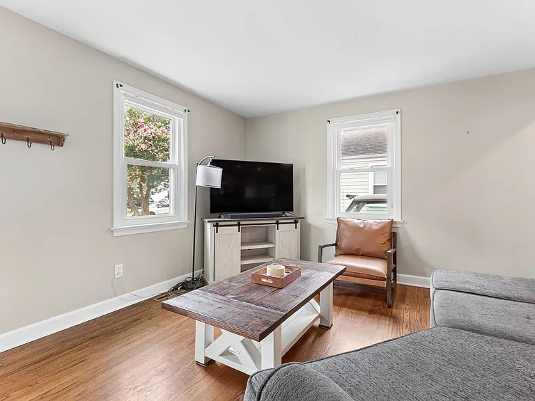1325 Calla Ave — Photo 6