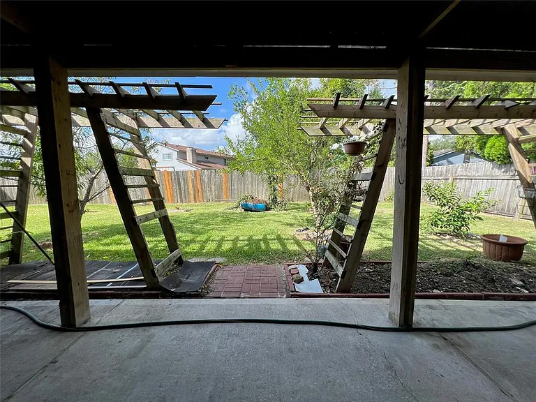 13843 New Village Ln — Photo 26