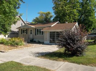 204 W 2nd St, Argyle, MN 56713