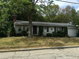 112 Cooper Ave, Woonsocket, RI 02895