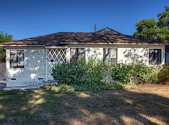 5th image of 4552 Eastbrook Ave