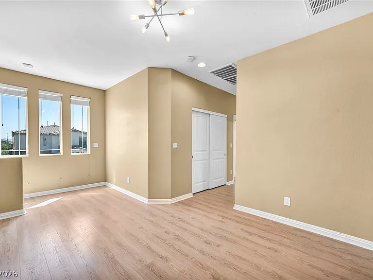 6049 Paddleboat St — Photo 21