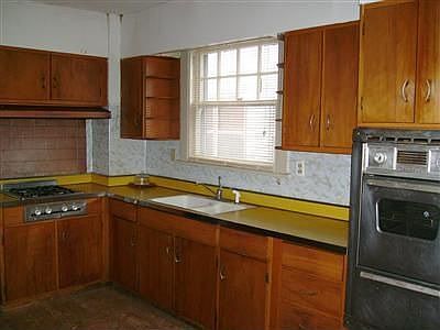 5th image of 452 Allwen Dr