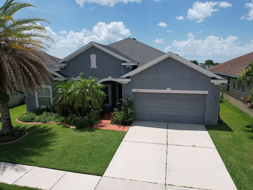 1st image of 1216 Parker Den Dr