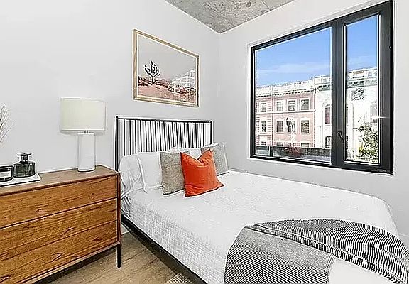 5th image of 815 Flatbush Ave #518