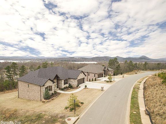 2nd image of 225 Maumelle Valley Dr