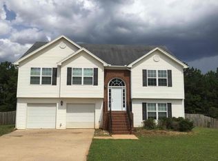 190 Trelawney Dr, Covington, GA 30016