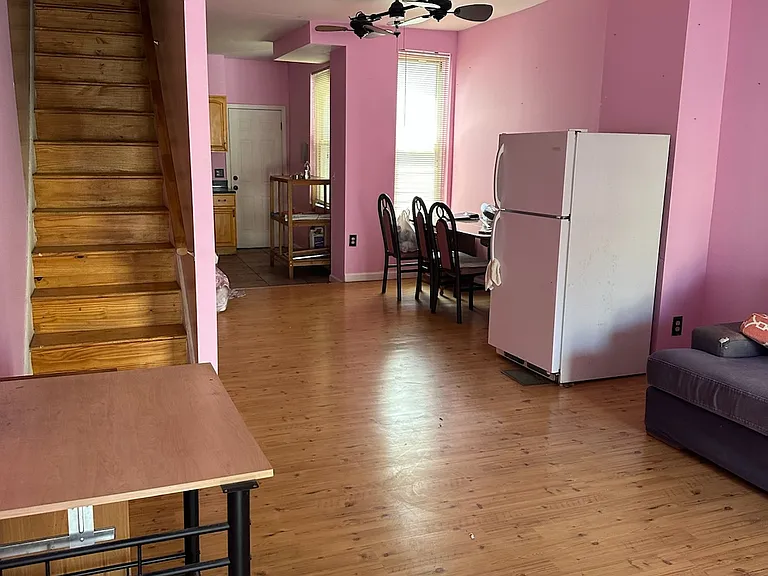 2531 S 2nd St — Photo 3