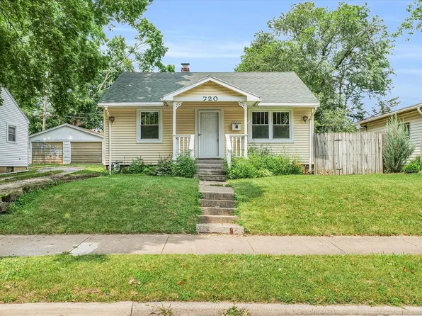 720 W Maple St, Champaign, IL 61820
