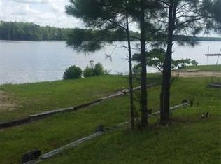 321 Tuscarora Beach Rd, Winton, NC 27986