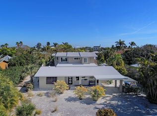 221 84th St, Holmes Beach, FL 34217