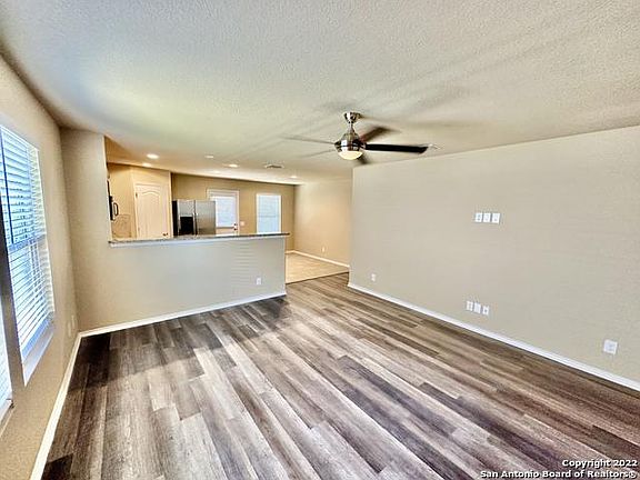 3rd image of 3910 Verde Bosque