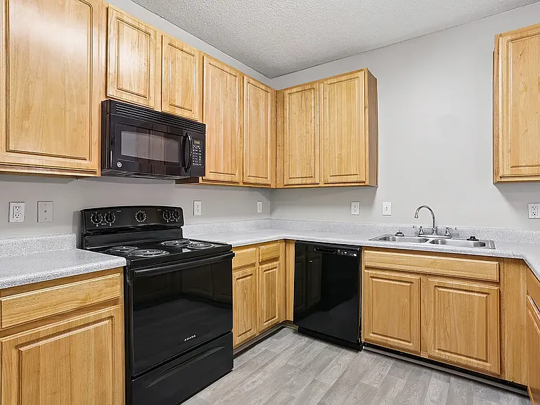 Heritage Station Apartments — Photo 15