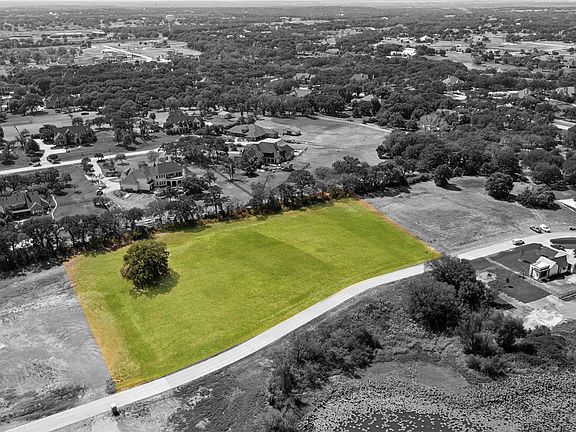 4th image of 1318 Clydesdale Rd
