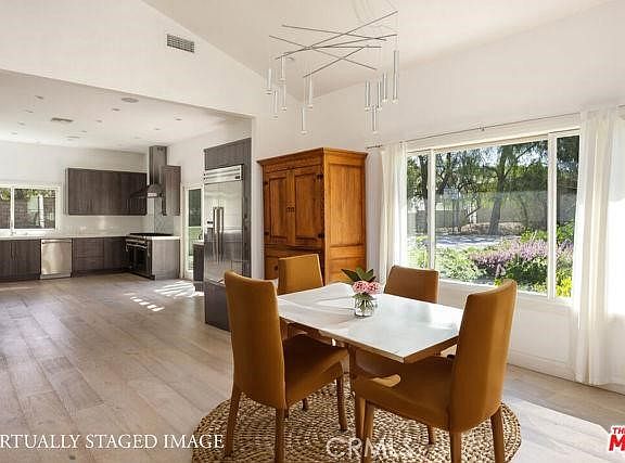 3rd image of 23760 Oakfield Rd