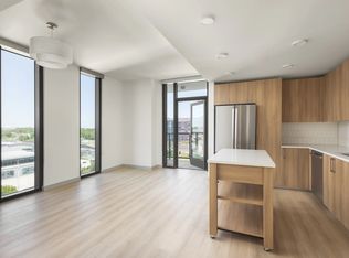 649 Sabine St #808, Austin, TX 78701