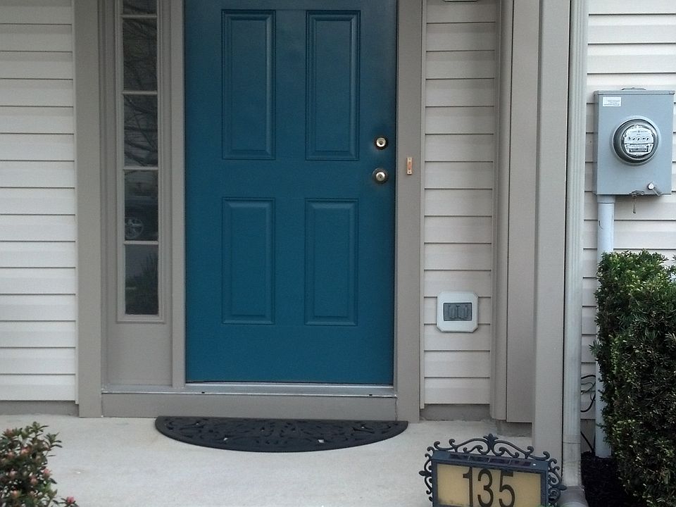 2nd image of 135 Tartan Ln