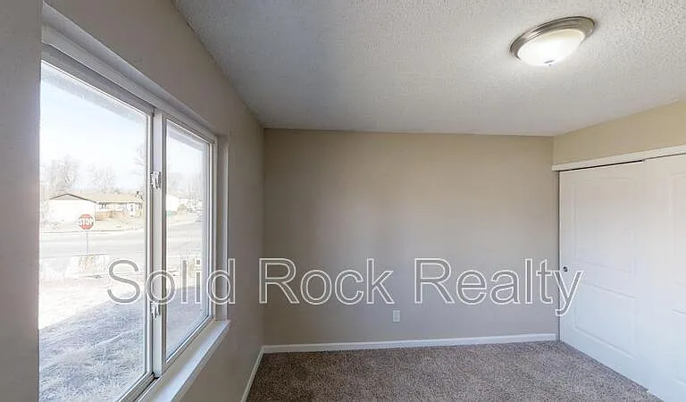 2505 Gina Dr — Photo 8