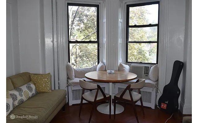 Rented by Douglas Elliman | media 27