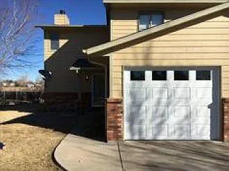 3 bed, 1182 sqft, $1,900 — Photo 2