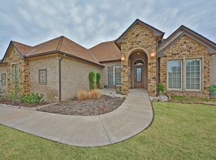 6227 Stone Valley, Edmond, OK 73034