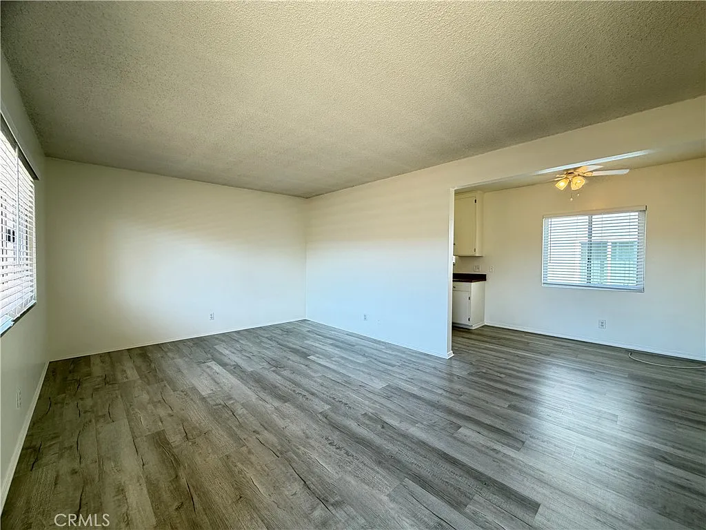1 bed, 714 sqft, $2,050 — Photo 4