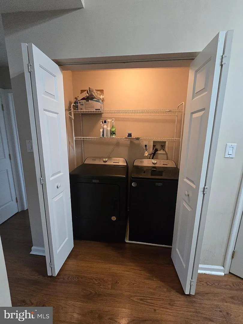4 bed, 3436 sqft, $3,599 — Photo 3