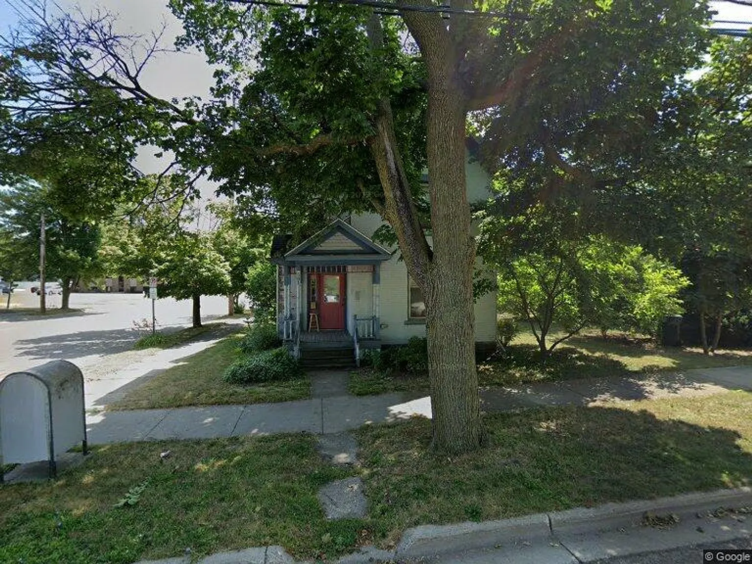 601 Shiawassee — Photo 1