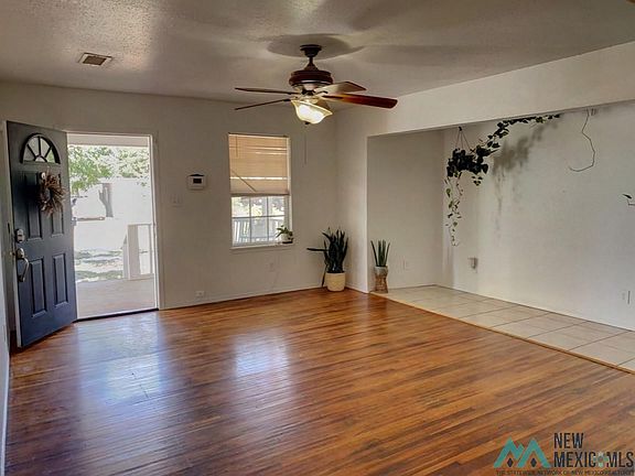 5th image of 900 S 6th St