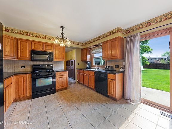4th image of 14345 S Golden Oak Dr